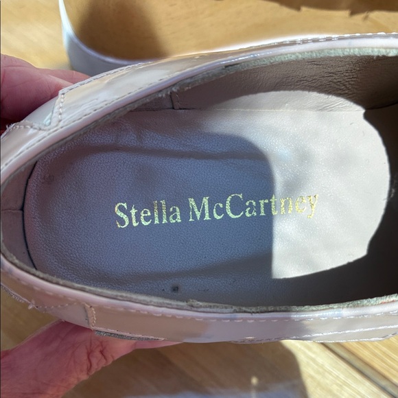 Stella McCarthy Stylish Beige Star Lace-Up Women's Shoes - Picture 3 of 8